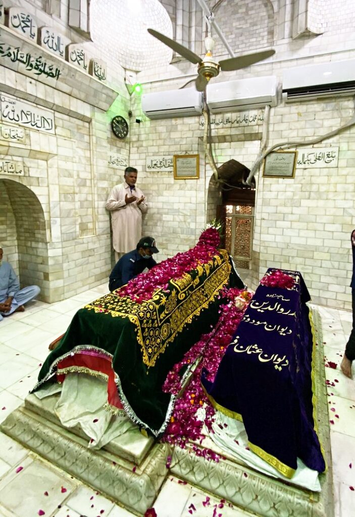 Hazrat Baba Fariduddin Ganjshakar R.A 5