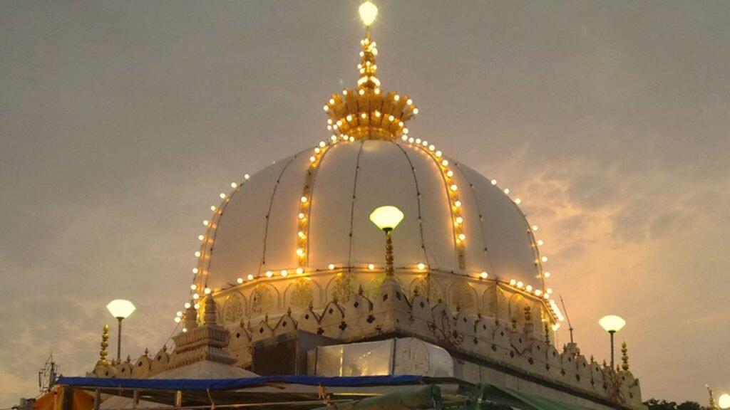 Commemorating the Life and Teachings of Khawja Moinuddin Chishti