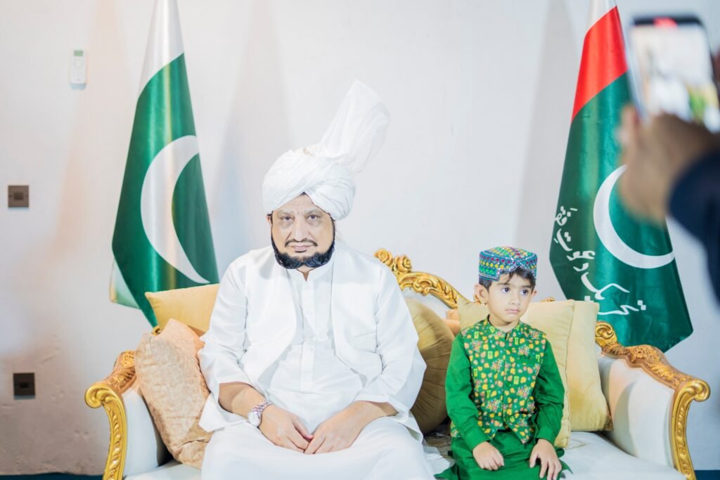 Sohbat-e-Sultan-ul-Ashiqeen: A Source of Divine Enlightenment for Seekers of Truth 3 526591054 1366427145492778 7939248460095706065 n