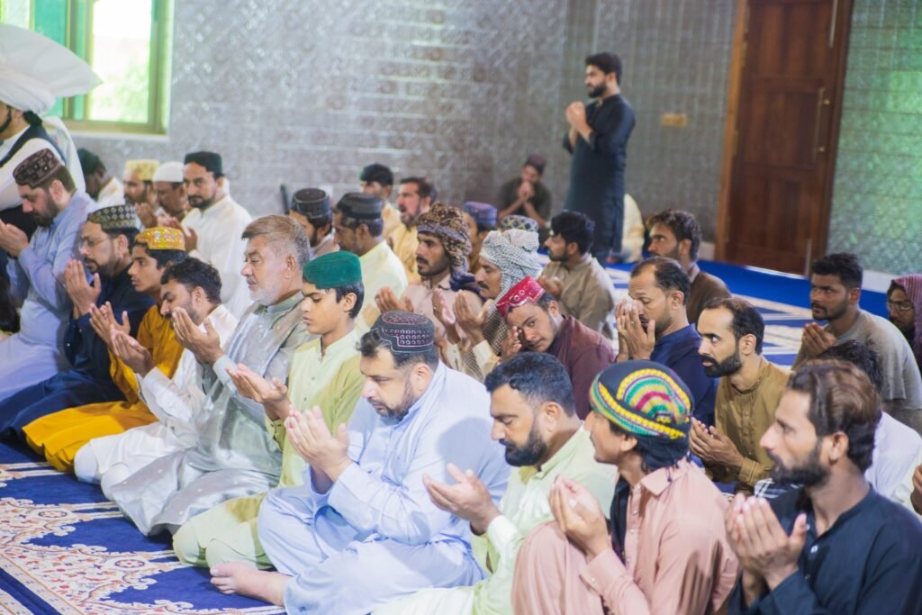 Sultan-ul-Ashiqeen Offers Friday Prayer at Masjid-e-Zahra 17 533236207 1377680094367483 1188304399416949611 n