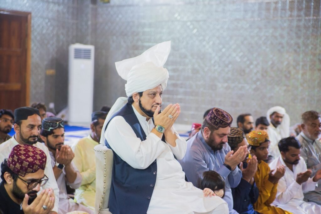 Sultan-ul-Ashiqeen Offers Friday Prayer at Masjid-e-Zahra 15 533261011 1377689134366579 2910699304204826684 n