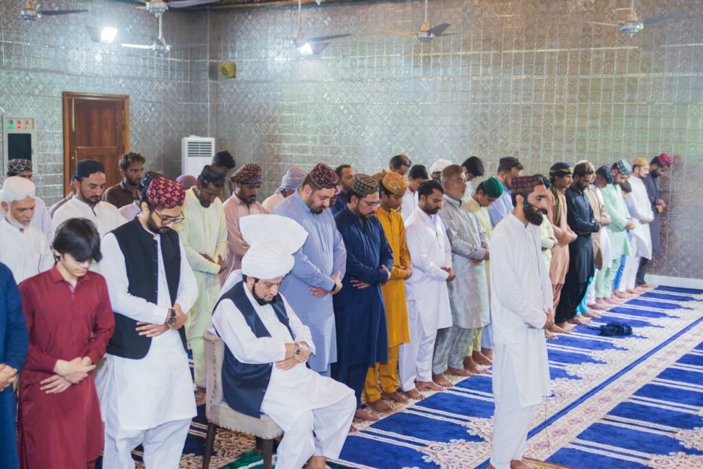 Sultan-ul-Ashiqeen Offers Friday Prayer at Masjid-e-Zahra 10 533379793 1377688271033332 5495576598602818851 n