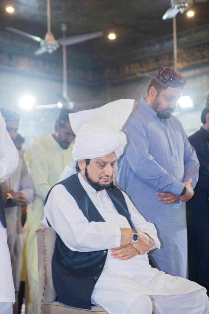 Sultan-ul-Ashiqeen Offers Friday Prayer at Masjid-e-Zahra 12 533389715 1377683071033852 673816834039101493 n