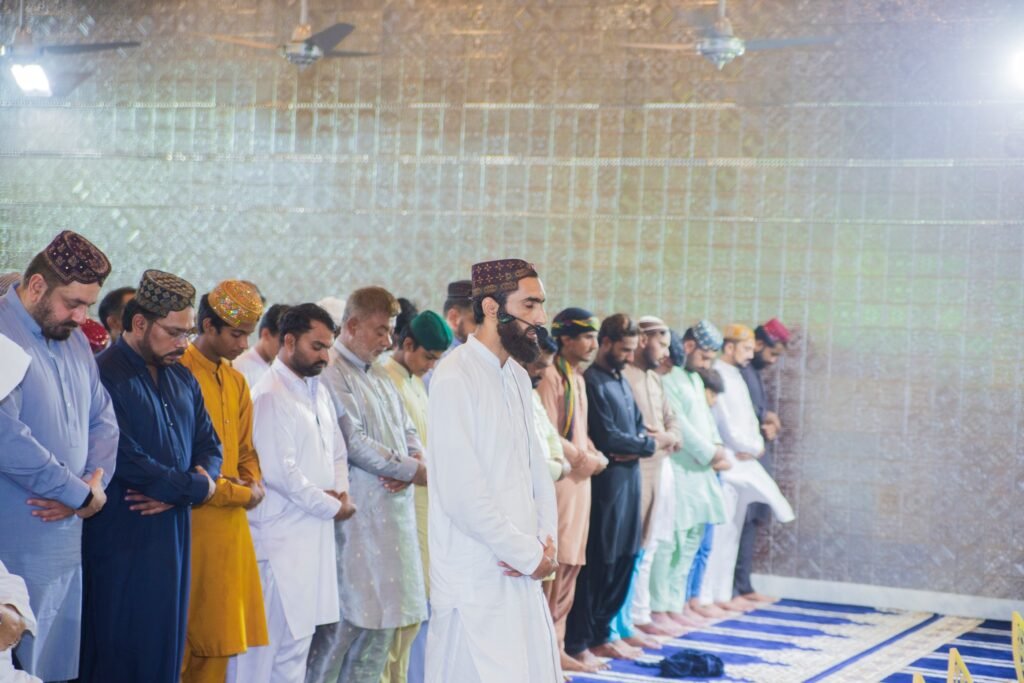 Sultan-ul-Ashiqeen Offers Friday Prayer at Masjid-e-Zahra 11 533429281 1377688031033356 8865412159367095016 n