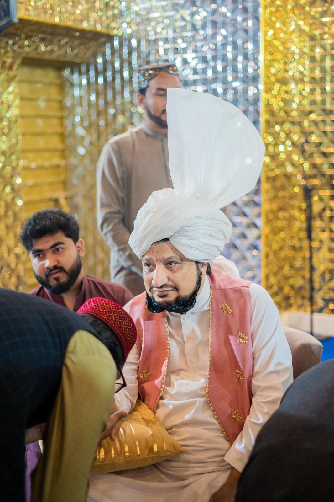 Ramadan Kareem: Sultan-ul-Ashiqeen Offers Friday Prayer at Masjid-e-Zahra 4 343676a0 01f5 434b b04d 9411f7eb9e20